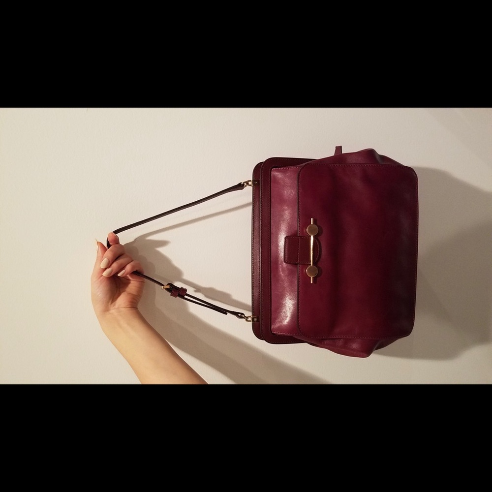 JASON WU DAPHNE SHOULDER BAG -- BORDEAUX